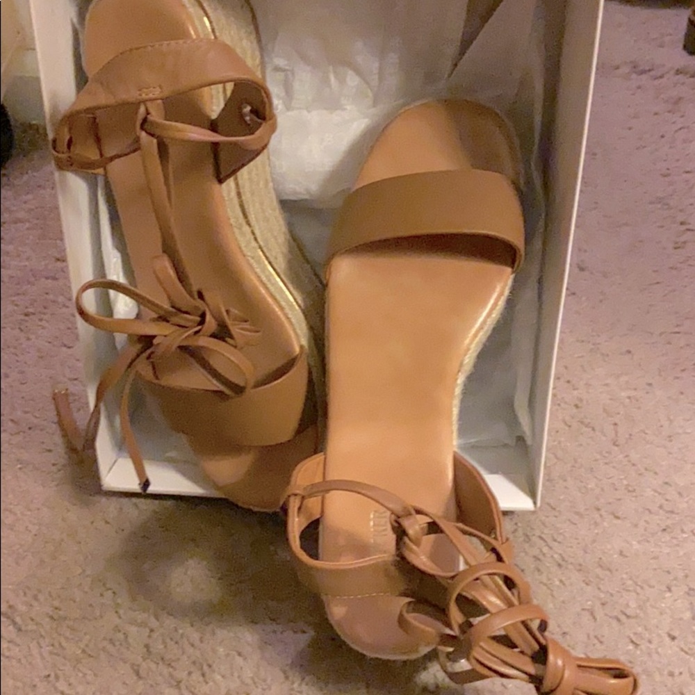 Wedges Sandals - Picture 3 of 7